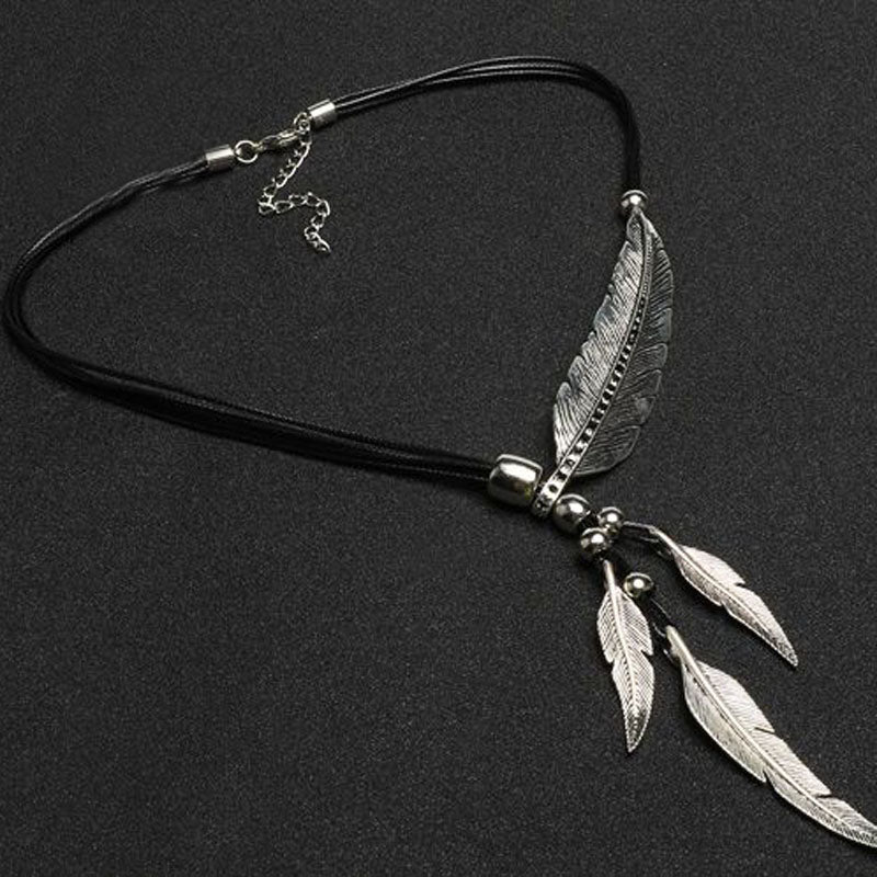 New Bohemian Style Rope Chain Leaf Feather Necklace