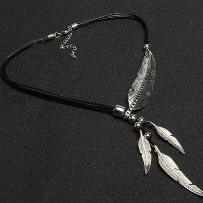 New Bohemian Style Rope Chain Leaf Feather Necklace