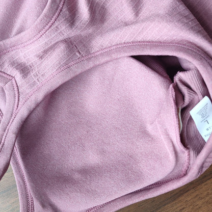 Seamless Yoga Tops With Bra